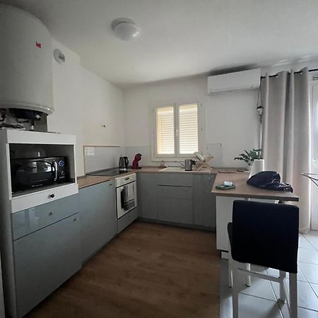 Appartement Climatise Avec Parking A 알비 외부 사진